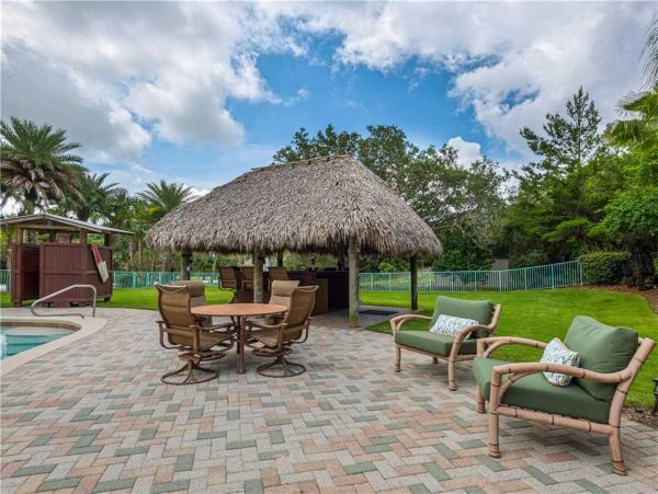Destin Home 977172