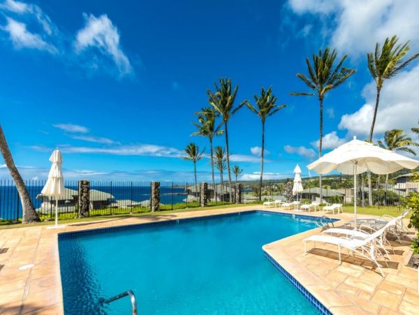 Beautiful 2 Bedroom Kapalua Condo Sleeps 6 Guests Ocean View