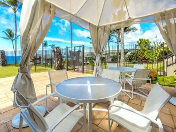 Beautiful 2 Bedroom Kapalua Condo Sleeps 6 Guests Ocean View