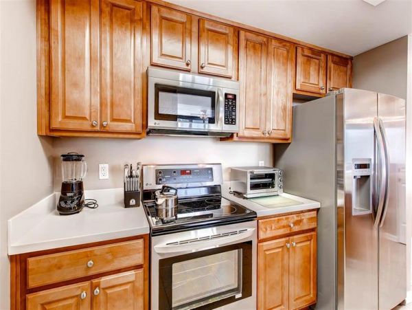 Silver Shells luxury condo