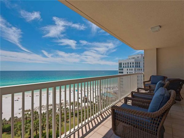 Luxury Beachfront Vacation Condo