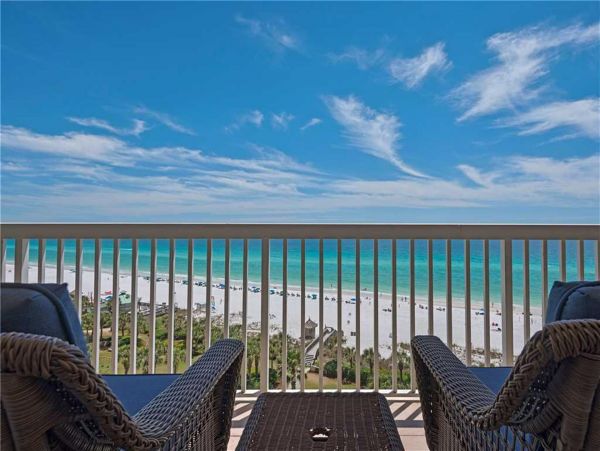 Luxury Beachfront Vacation Condo