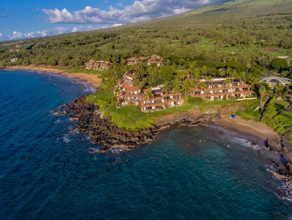 Luxury 3 Bedroom Villa with Beautiful Ocean Views