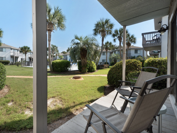 What A great Location & Great Value 0.4 miles to Beach