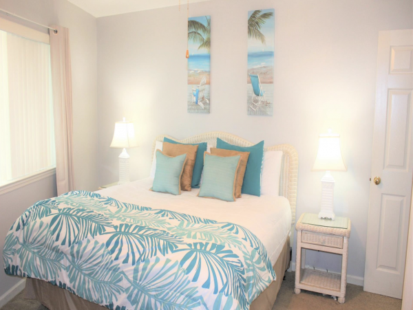 What A great Location & Great Value 0.4 miles to Beach