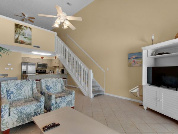 Beachfront Condo Sleeps 8