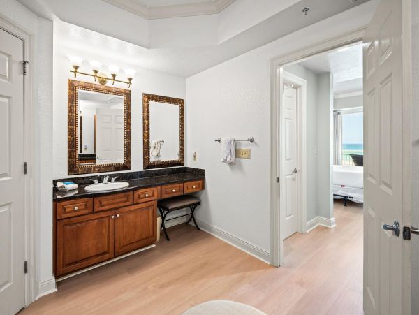 Destin, Florida Beachfront Rentals - Luxury Gulf-Front Condos
