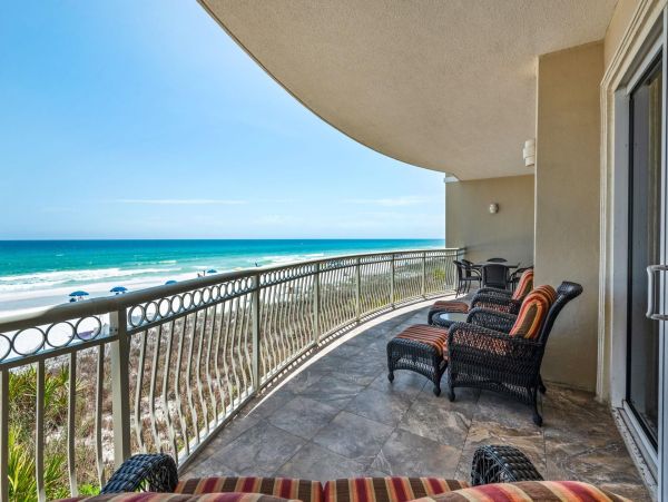 Destin, Florida Beachfront Rentals - Luxury Gulf-Front Condos