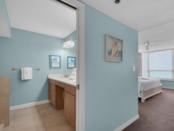 Beachfront Two Bedroom Vacation Condo in Miramar Beach