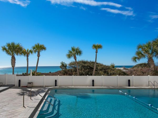 Beachfront Two Bedroom Vacation Condo in Miramar Beach