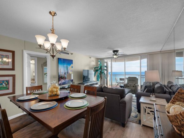 Beachfront Condo Full Gulf Views 3 Pools, Premier Tennis Courts