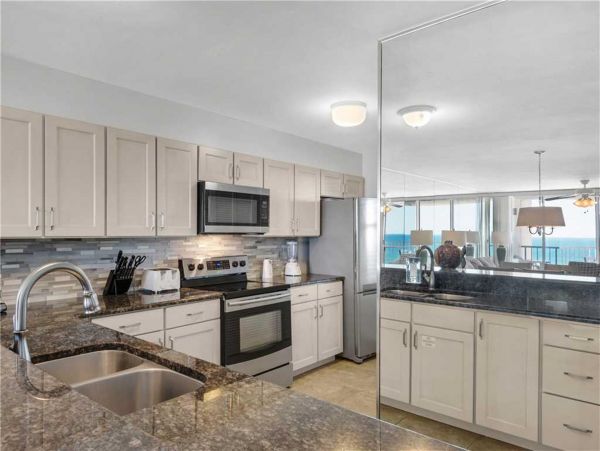Miramar Vacation Condo Two Bedroom On Beach