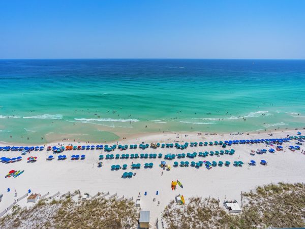 Destin Beachfront Condo Rental - Luxury 3-Bedroom Gulf-View Vacation Condo with Pool & Resort Amenities