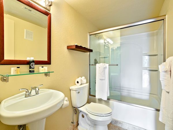 Ground floor beach home with pool, hot tub, patio space and great location