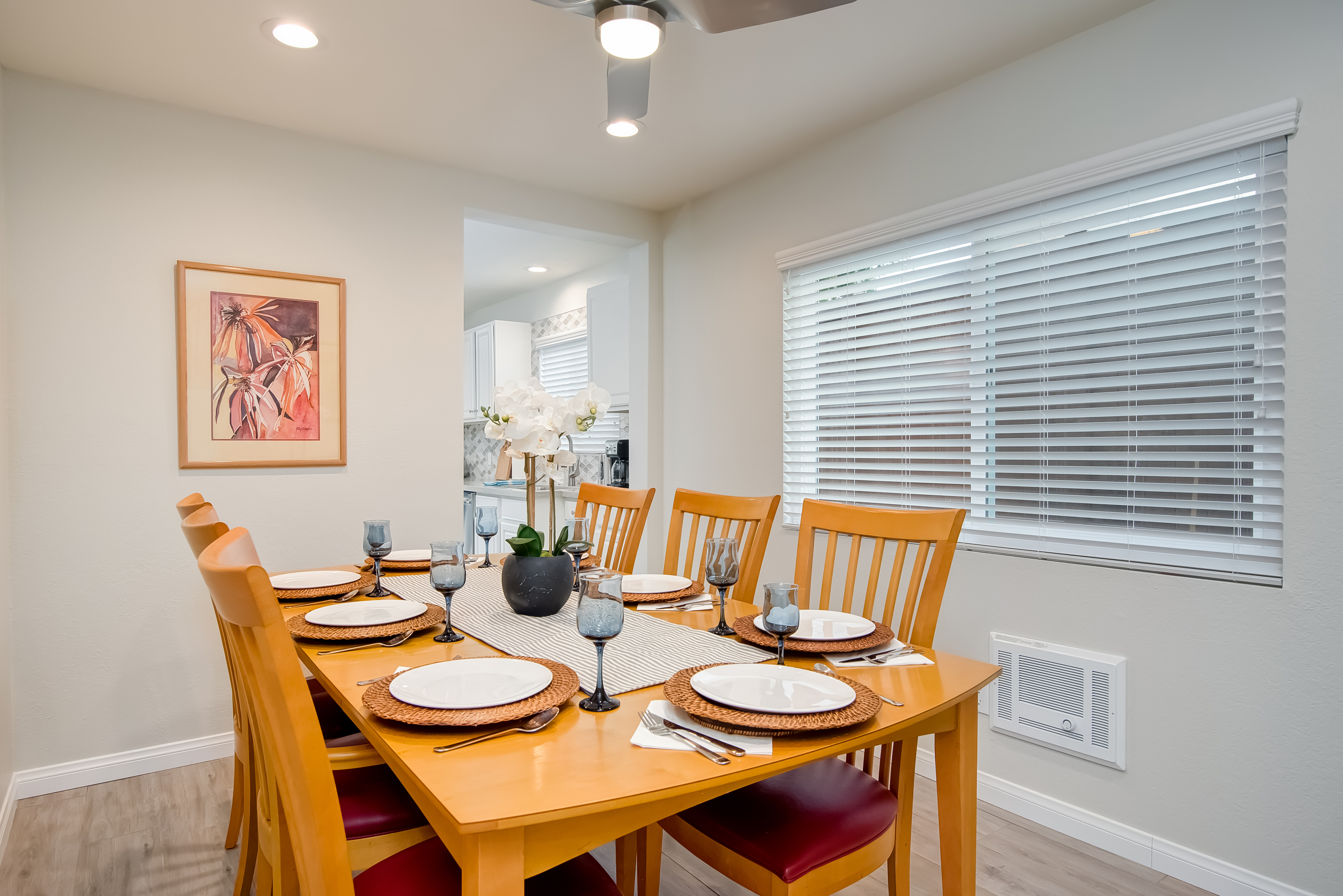 San Clemente Three Bedroom Townhouse Walk to Beach