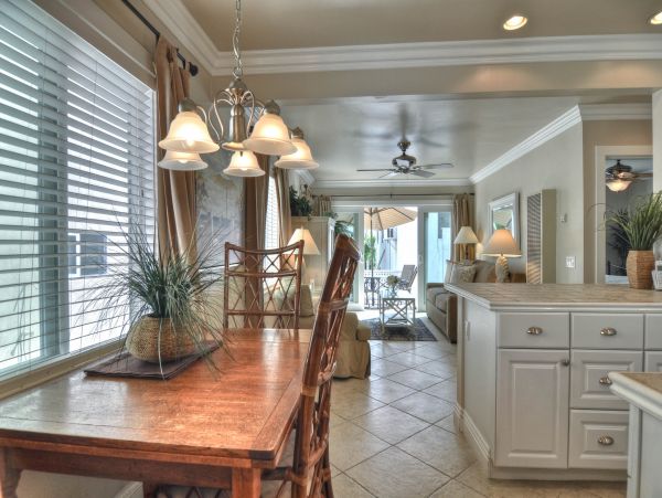 Laguna Beach Home 977372