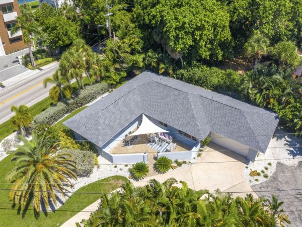 Siesta Key Vacation Home Three Bedroom Short Walk To Beach