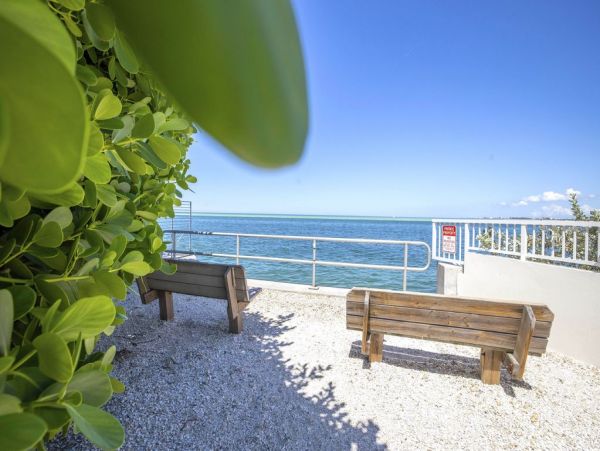 Siesta Key Vacation Home Three Bedroom Short Walk To Beach