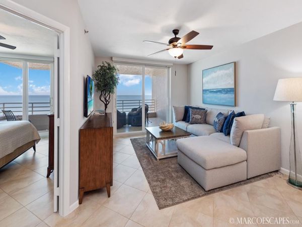 Beachfront Bliss on Marco Island - Stunning Views & Resort Amenities