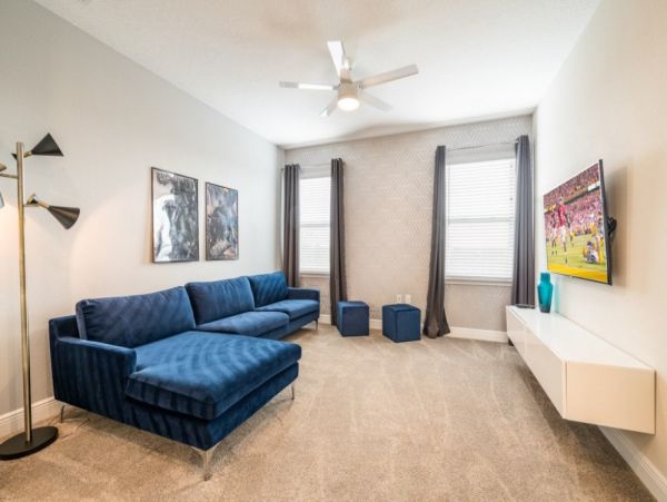 Luxury Family-Friendly Home Near Disney