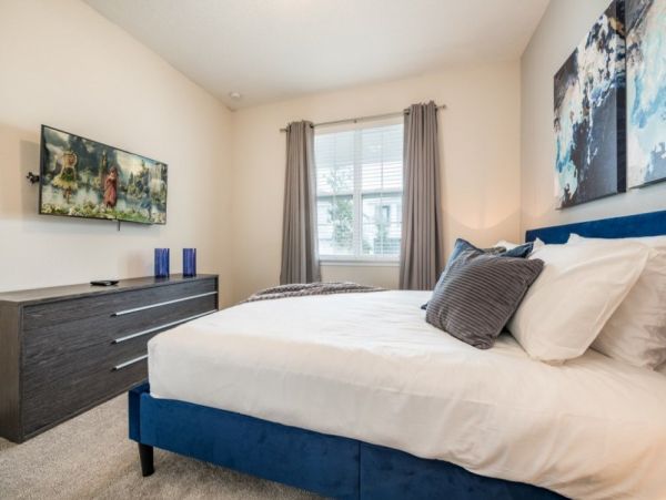 Luxury Family-Friendly Home Near Disney