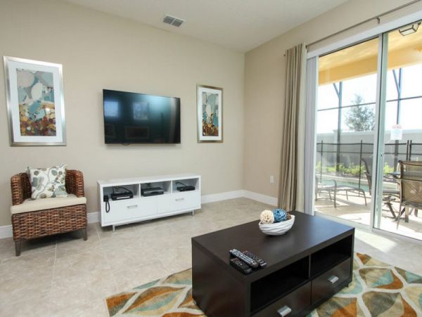 Luxury 5 Bedroom Private Pool near Disney