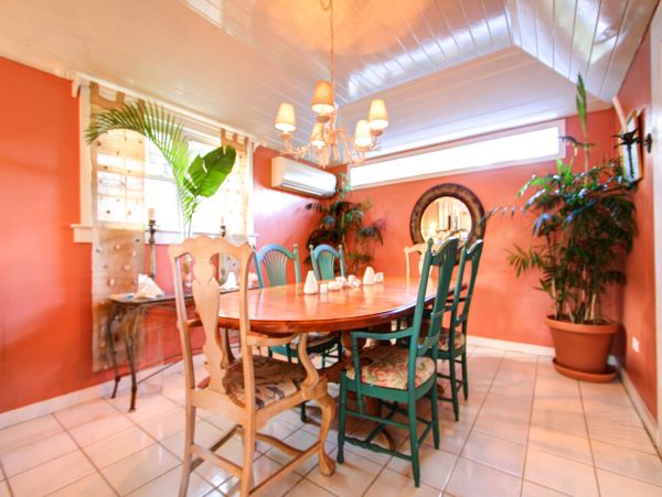 Bahamas Home 977789