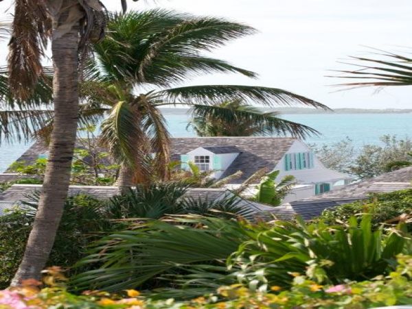Bahamas Home 977792
