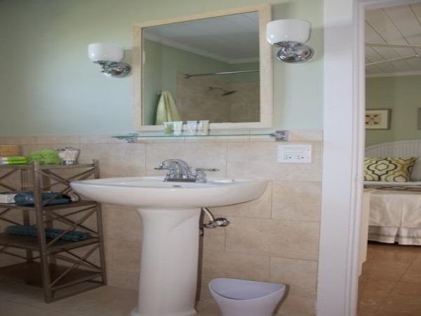 Bahamas Home 977792