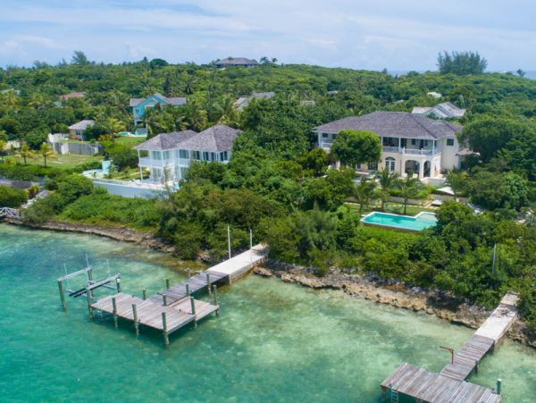 Bahamas Home 977793