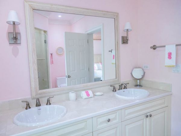 Bahamas Home 977793