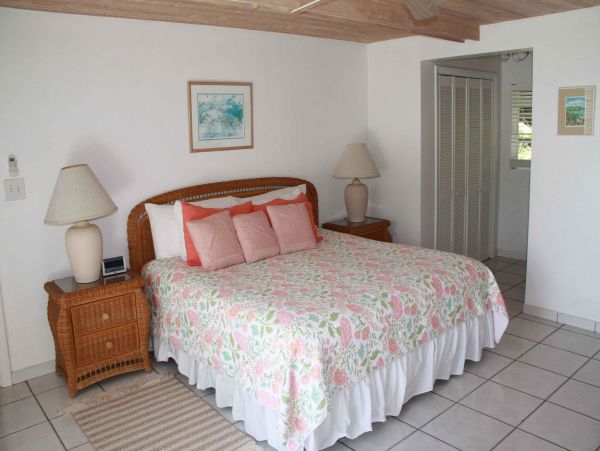 Bahamas Home 977794