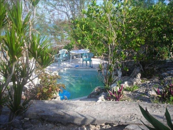Bahamas Home 977795