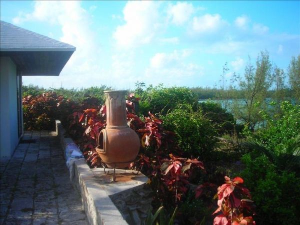 Bahamas Home 977795
