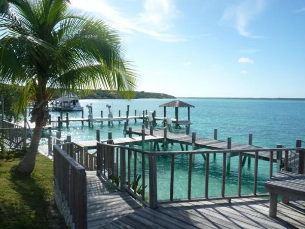 Bahamas Home 977796