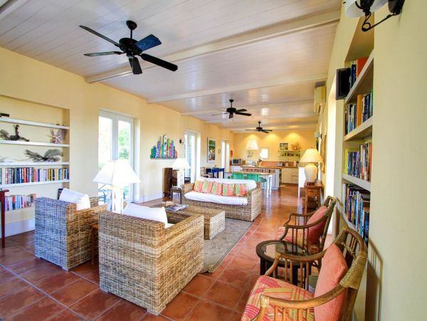 Bahamas Home 977799