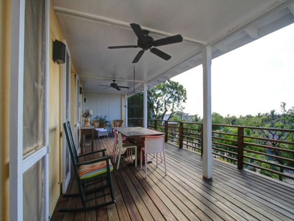 Bahamas Home 977799