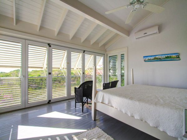 Bahamas Home 977799