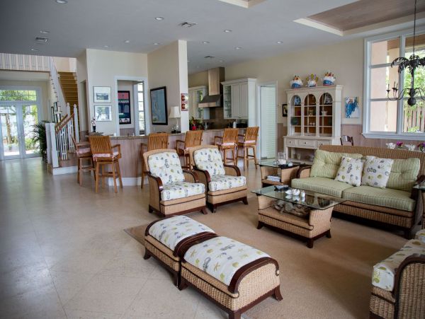 Bahamas Home 977806