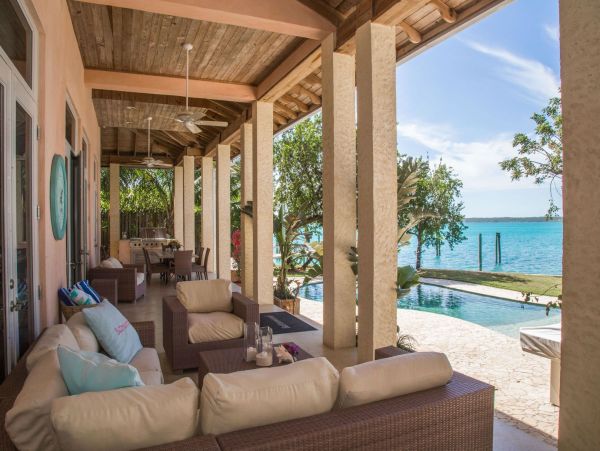 Bahamas Home 977806