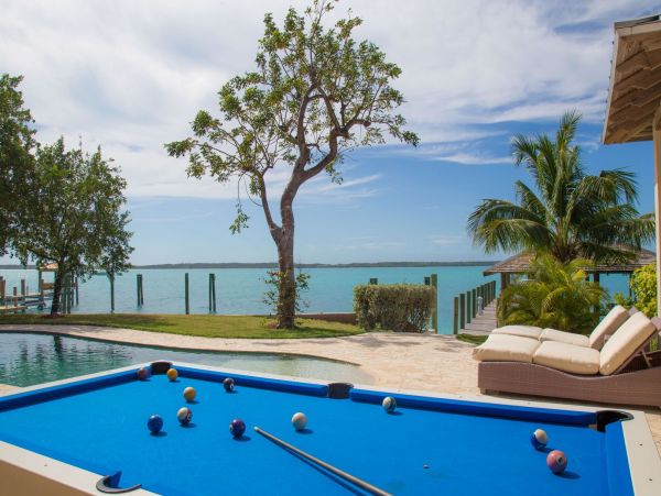 Bahamas Home 977806