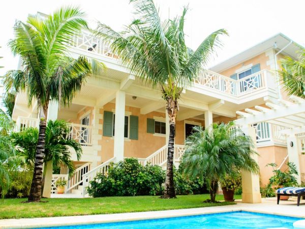 Bahamas Home 977807