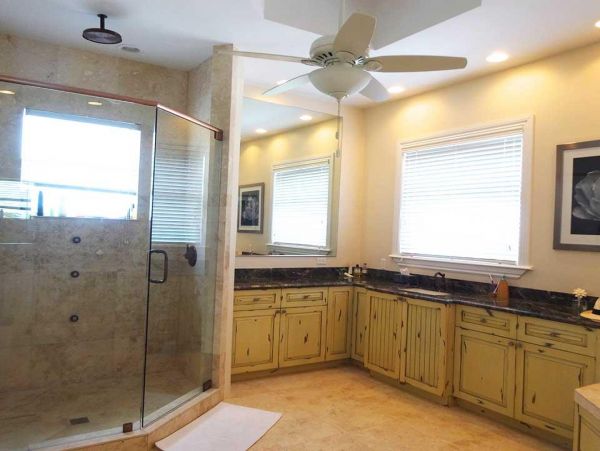 Bahamas Home 977808