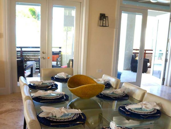 Bahamas Home 977808