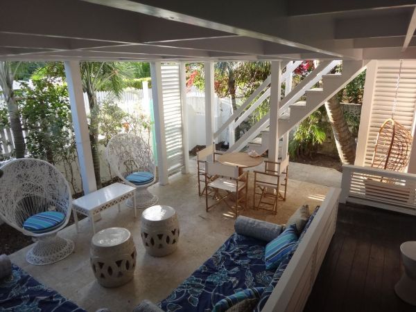 Bahamas Home 977810