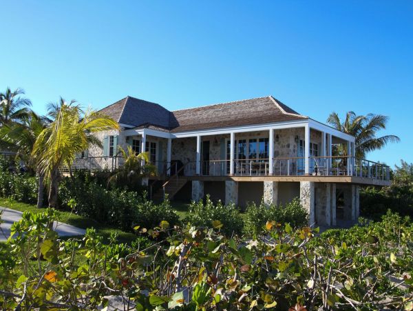 Bahamas Home 977812