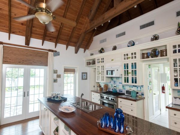 Bahamas Home 977813
