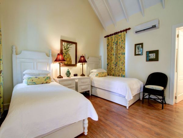 Bahamas Home 977813