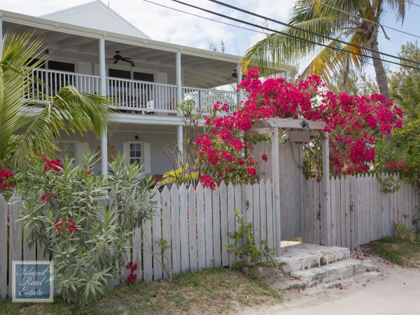 Bahamas Home 977814