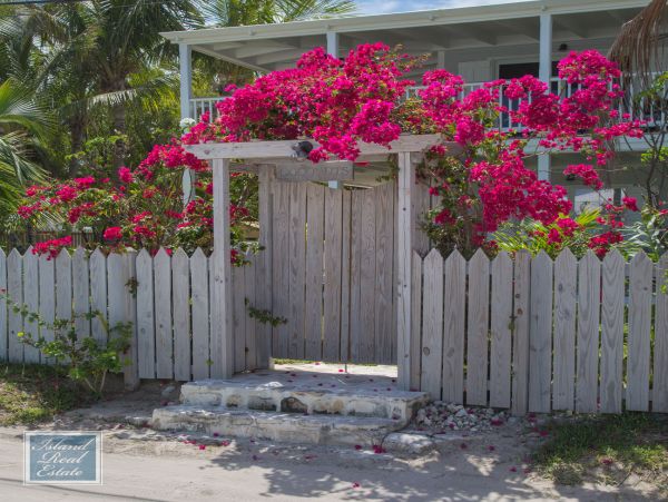 Bahamas Home 977814